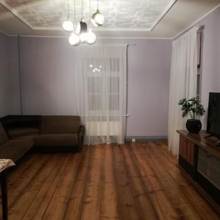 Pils Ielas Apartamenti Кандава Екстер'єр фото