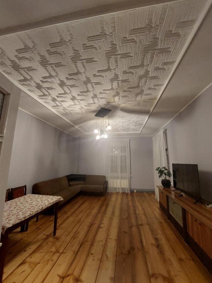 Pils Ielas Apartamenti Кандава Екстер'єр фото
