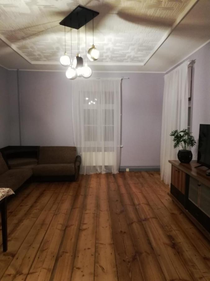 Pils Ielas Apartamenti Кандава Екстер'єр фото